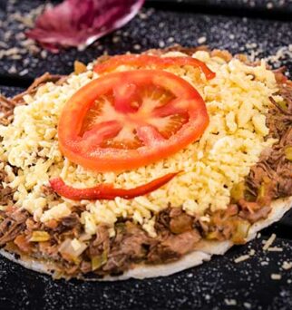 Arepa Desmechada